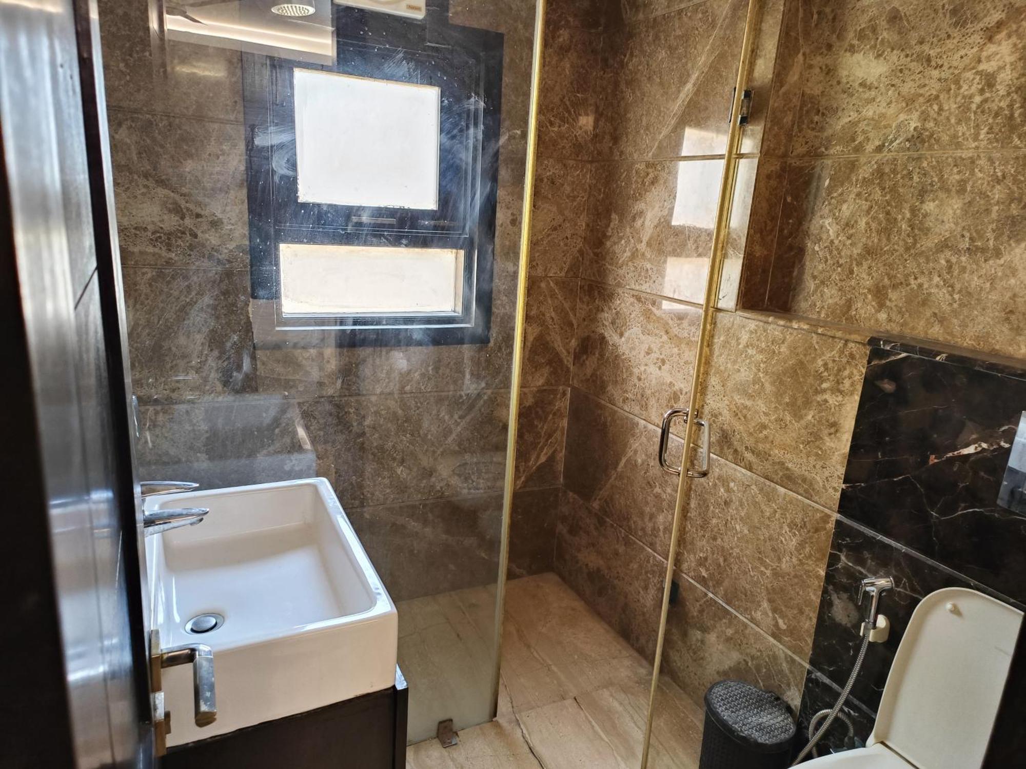 Greenleaf Apartment And Suites, Greater Kailash 1 نيودلهي المظهر الخارجي الصورة
