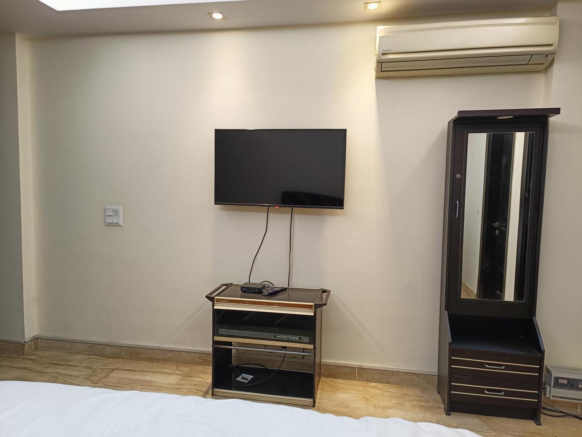 Greenleaf Apartment And Suites, Greater Kailash 1 نيودلهي المظهر الخارجي الصورة